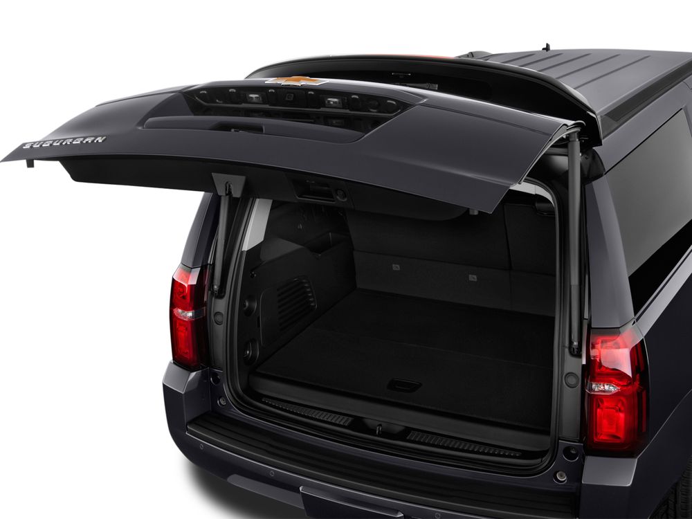 Chevrolet Suburban Image Listing 27