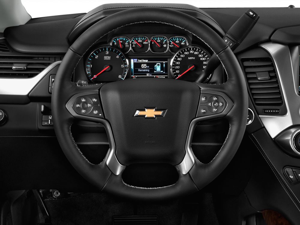Chevrolet Suburban Image Listing 31