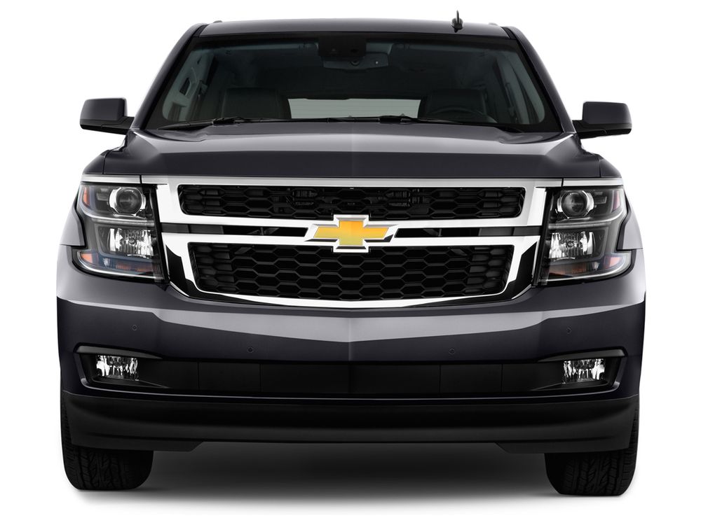 Chevrolet Suburban Image Listing 11