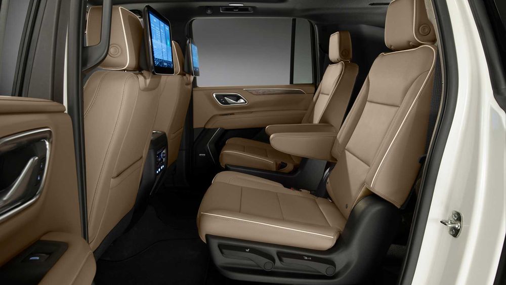 Chevrolet Suburban Image Listing 30