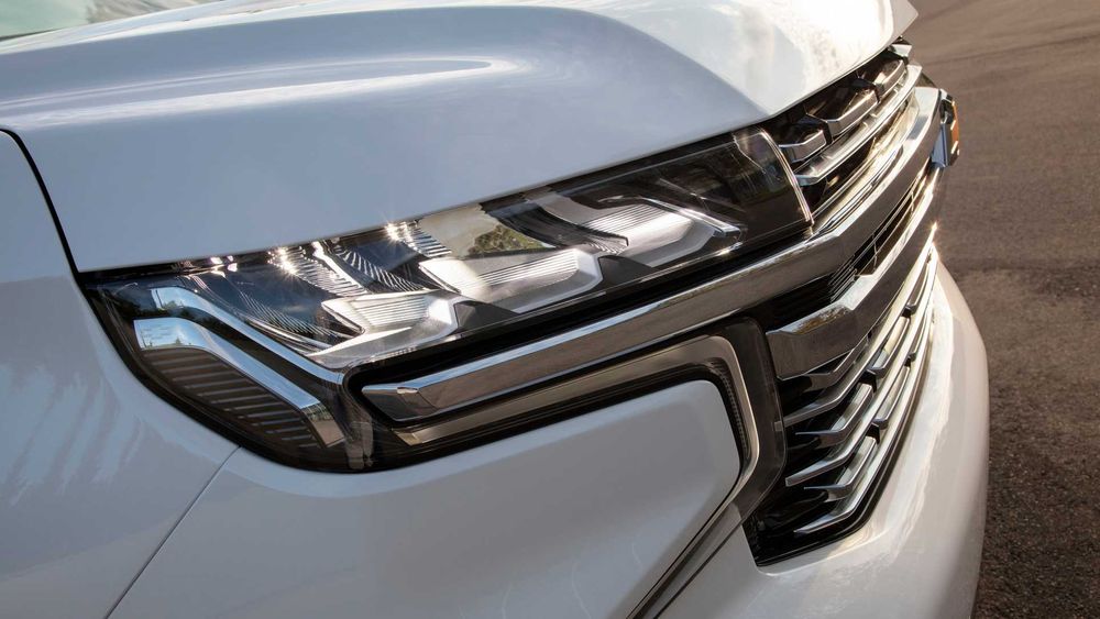 Chevrolet Suburban Image Listing 32