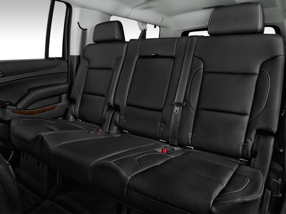 Chevrolet Suburban Image Listing 43
