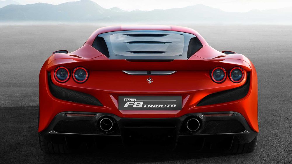 Ferrari F8 Spider Image Listing 6