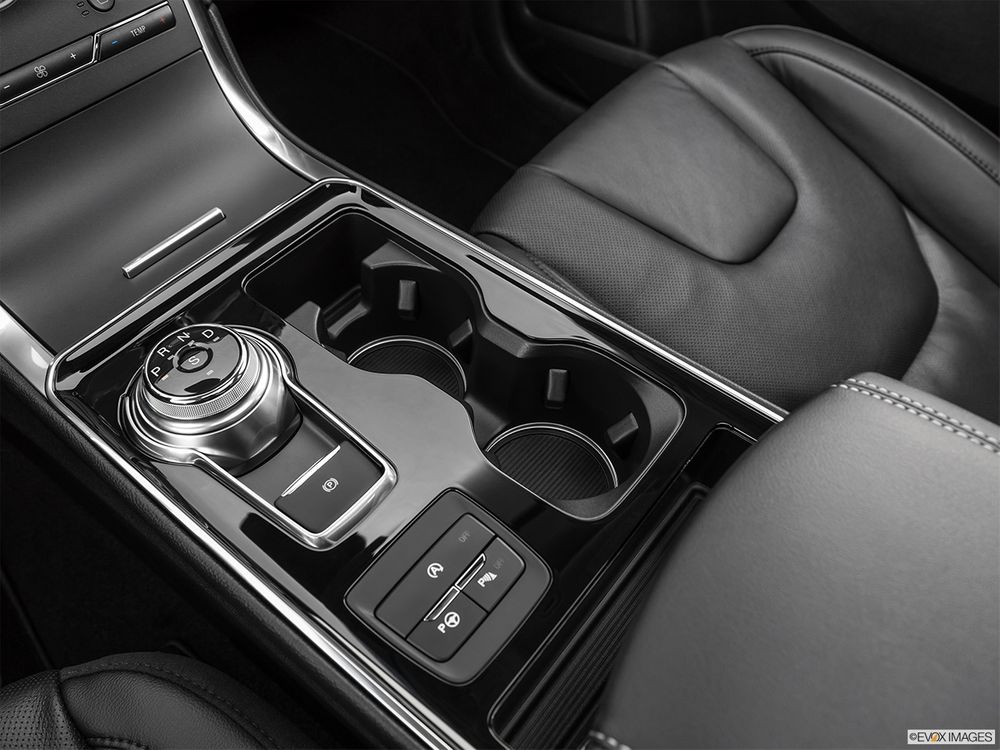 Ford Edge Image Listing 16