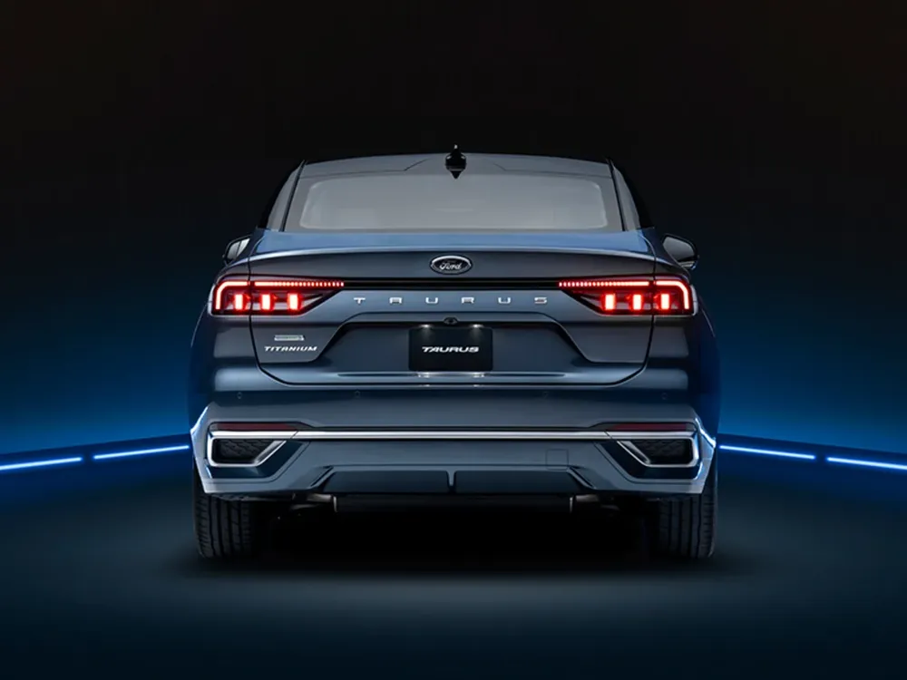 Ford Taurus Image Listing 7