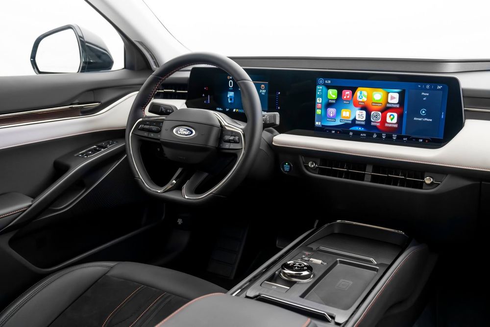Ford Taurus Image Listing 10