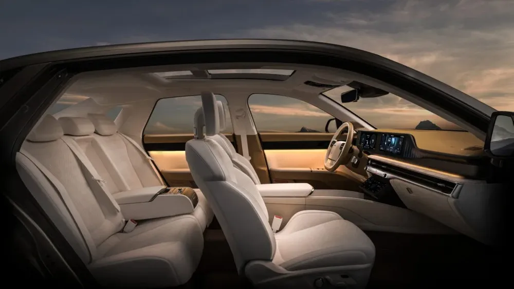 Hyundai Azera Image Listing 8