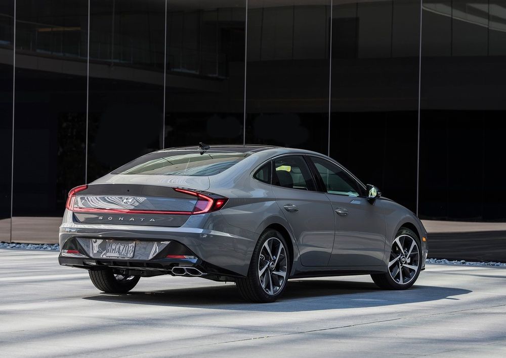 Hyundai Sonata Image Listing 8