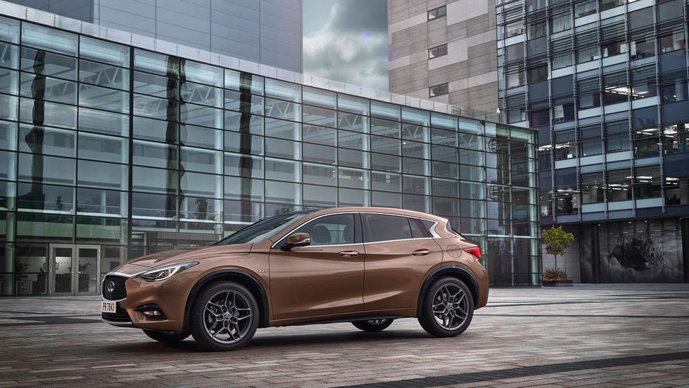 Infiniti Q30 Image Listing 2