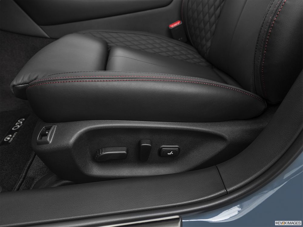 Infiniti Q50 Image Listing 18