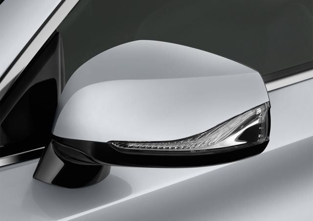 Infiniti Q60 Coupe Image Listing 9