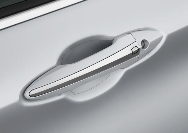 Infiniti Q60 Coupe Image Listing 10
