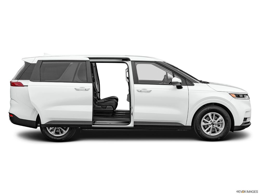 Kia Carnival Image Listing 2
