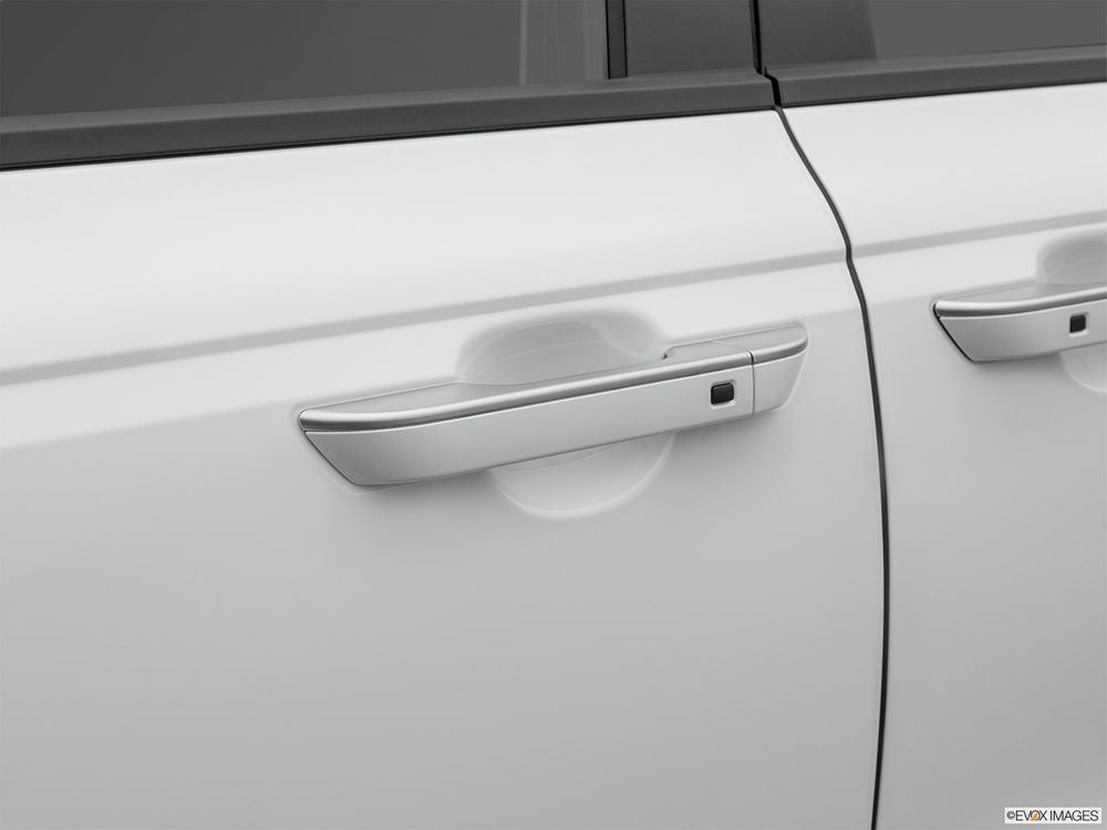 Kia Carnival Image Listing 8