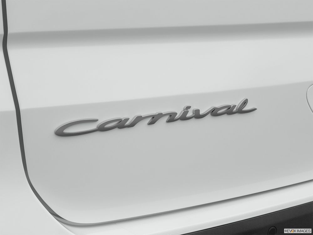 Kia Carnival Image Listing 42