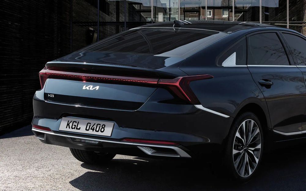 Kia K8 Image Listing 3