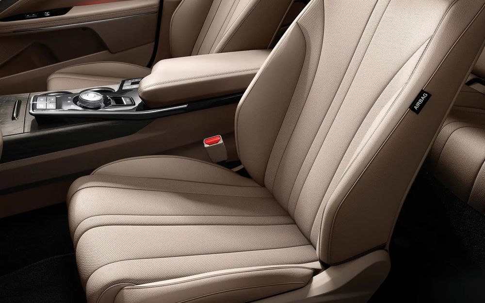 Kia K8 Image Listing 8