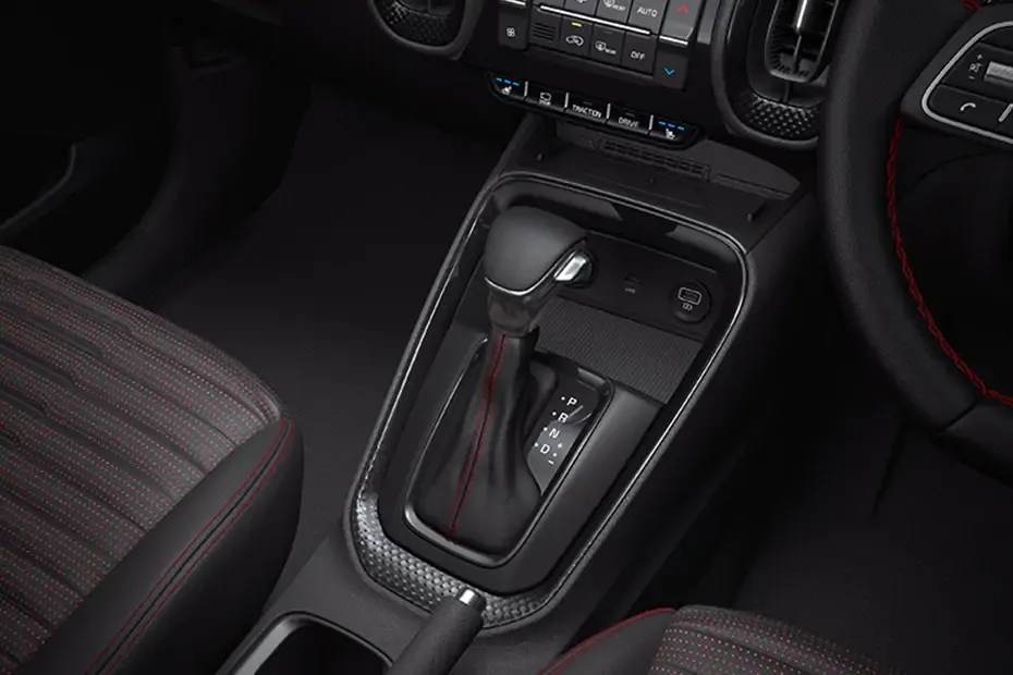Kia Sonet Image Listing 11
