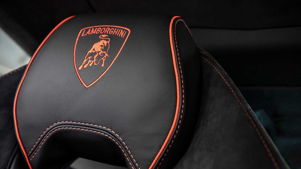 Lamborghini Huracan Image Listing 31