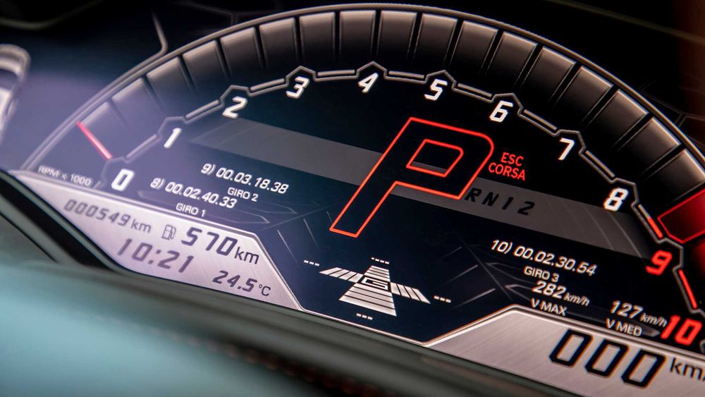 Lamborghini Huracan Image Listing 34