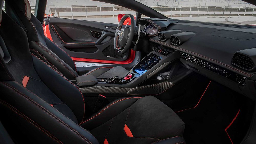 Lamborghini Huracan Image Listing 24