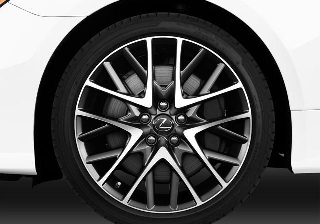 Lexus RC Image Listing 12