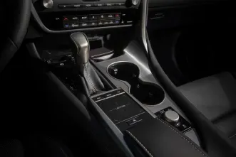 Lexus RX Image Listing 23