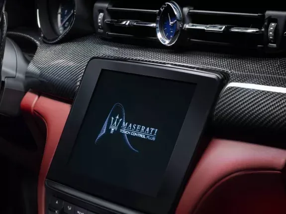 Maserati Quattroporte Image Listing 9