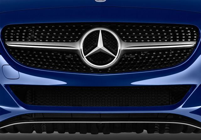 Mercedes-Benz C-Class Coupe Image Listing 7