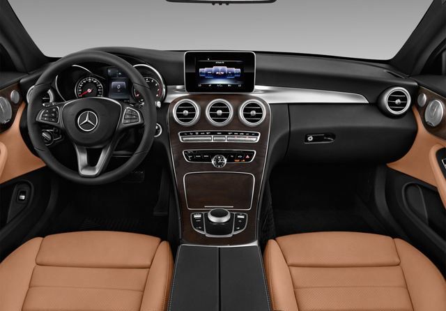 Mercedes-Benz C-Class Coupe Image Listing 15