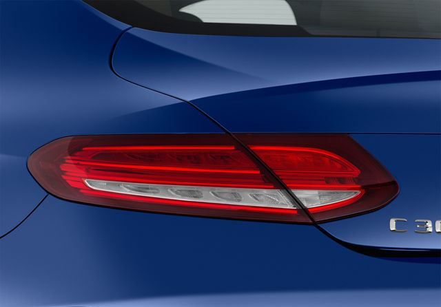 Mercedes-Benz C-Class Coupe Image Listing 11