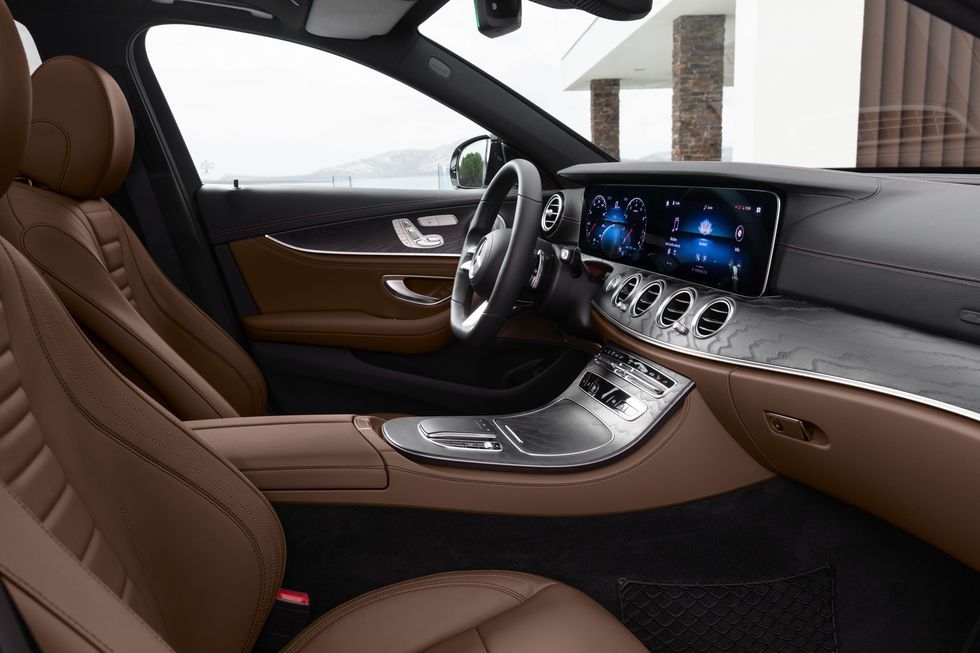 Mercedes-Benz E-Class Saloon Image Listing 8