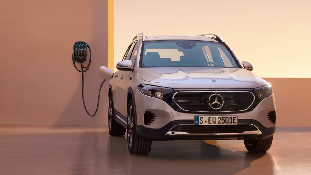 Mercedes-Benz EQB Image Listing 3