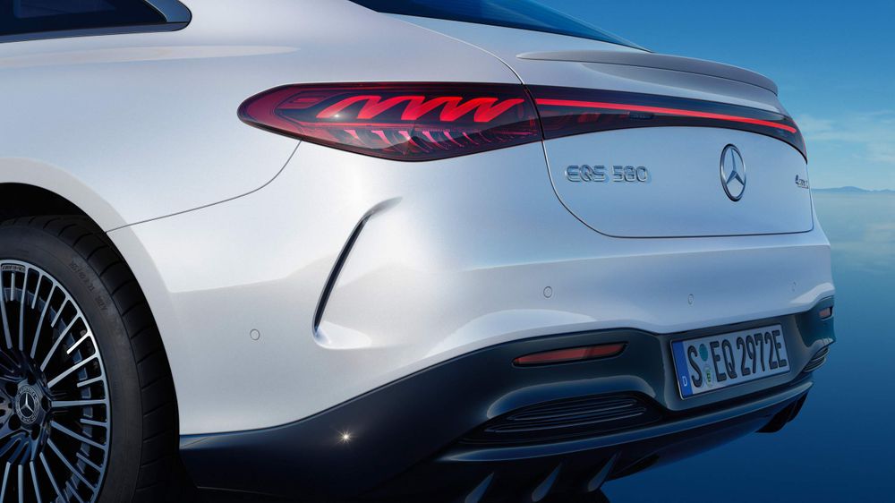 Mercedes-Benz EQS Sedan Image Listing 4
