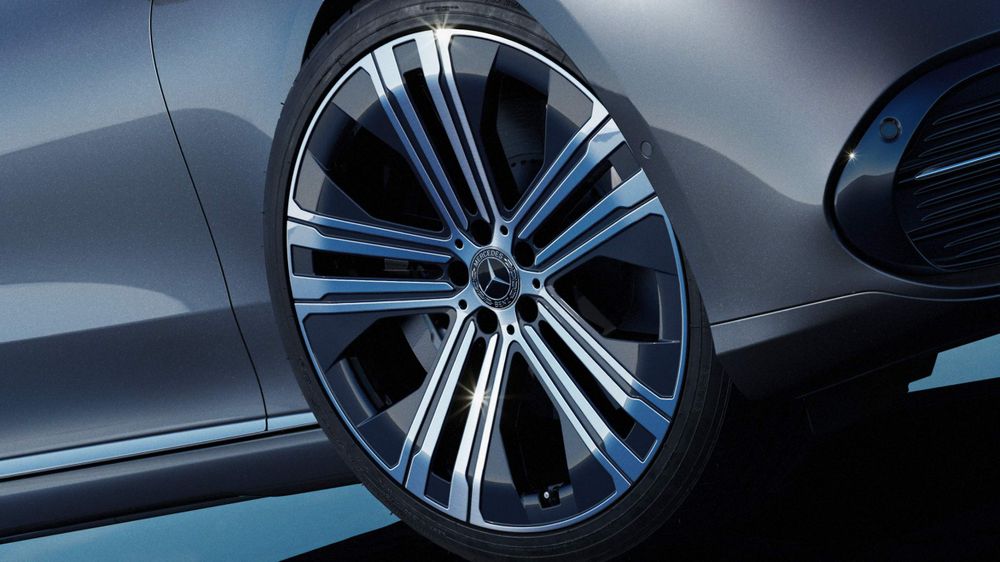 Mercedes-Benz EQS Sedan Image Listing 5