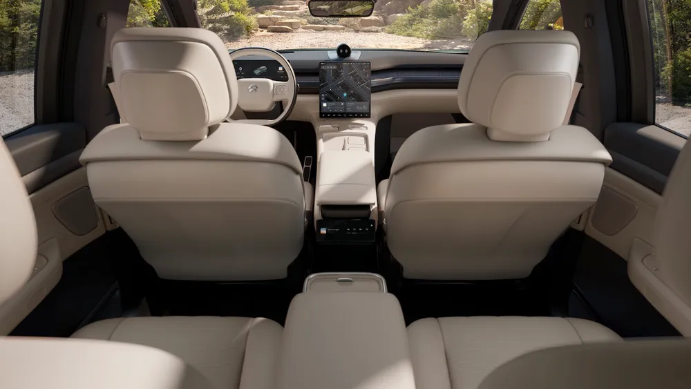 NIO EL8 Image Listing 5