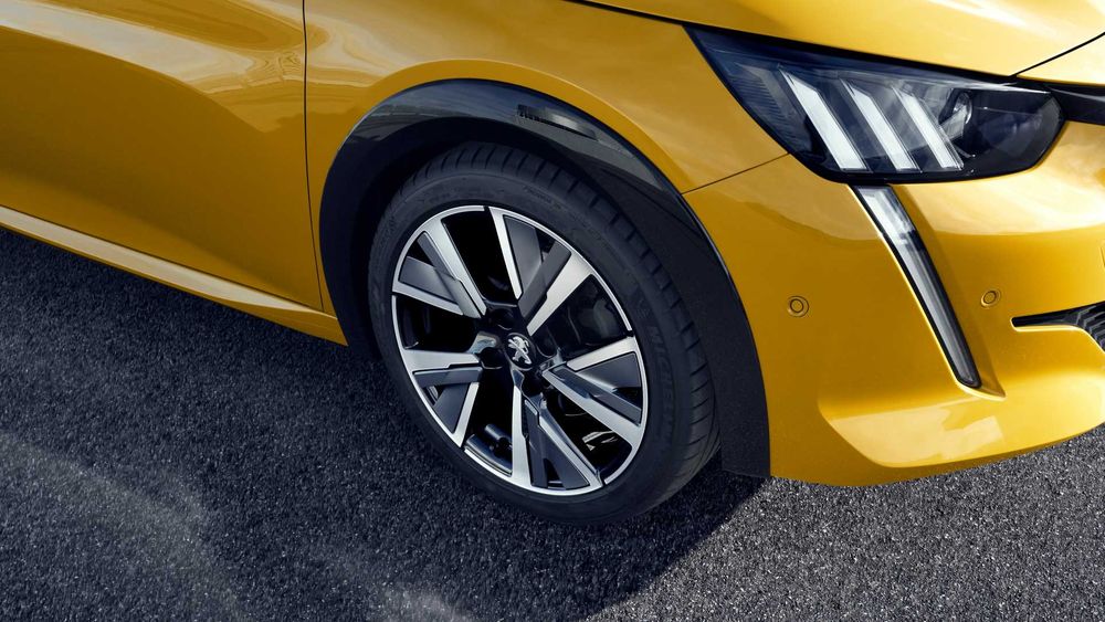 Peugeot 208 Image Listing 11