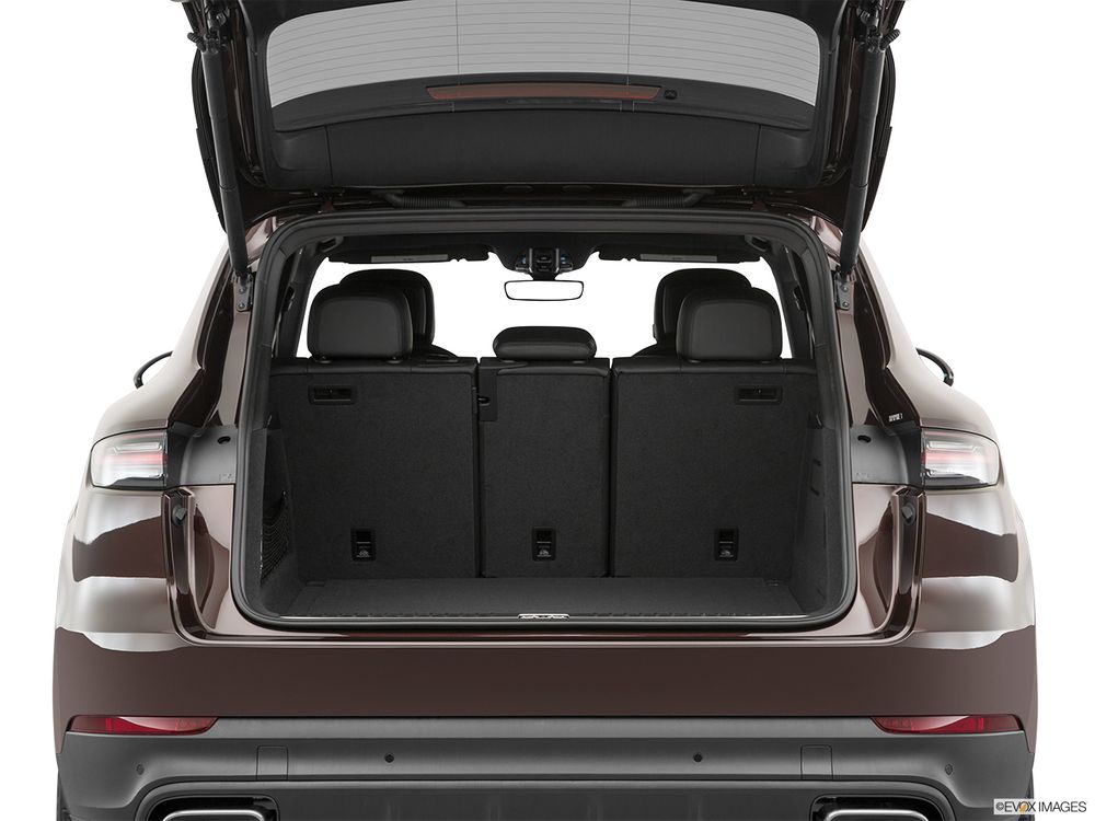 Porsche Cayenne Image Listing 9