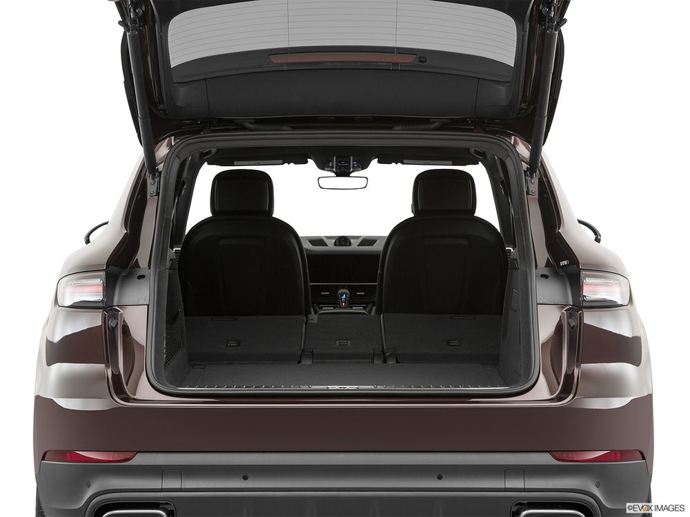 Porsche Cayenne Image Listing 29