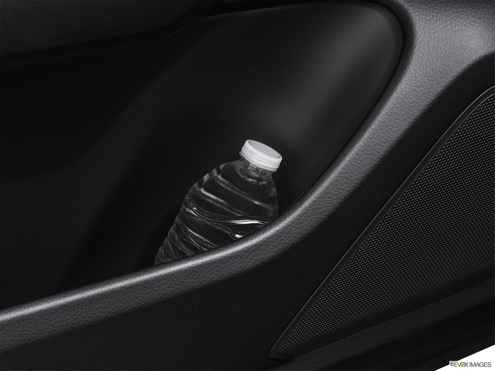 Porsche Cayenne Image Listing 39