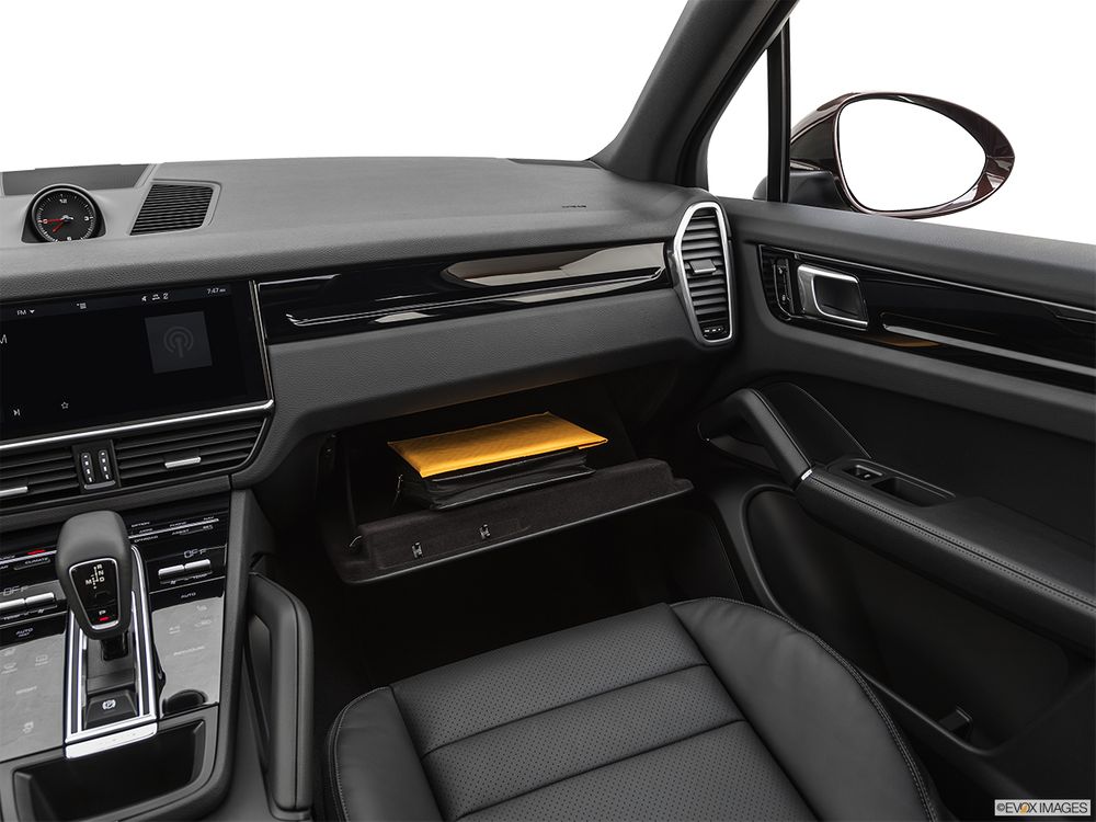 Porsche Cayenne Image Listing 41
