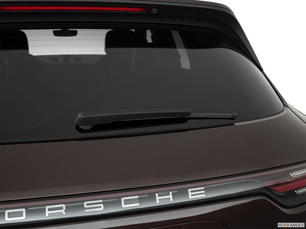 Porsche Cayenne Image Listing 43