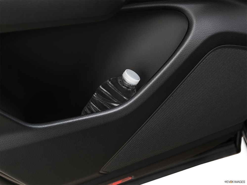Porsche Cayenne Image Listing 56