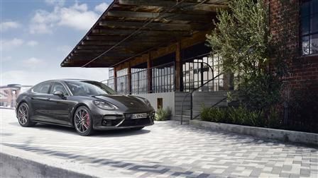 Porsche Panamera Image Listing 8