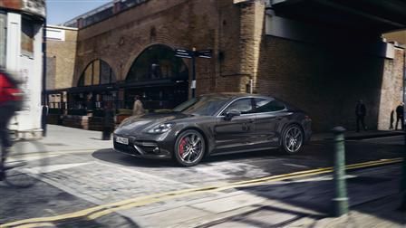 Porsche Panamera Image Listing 9