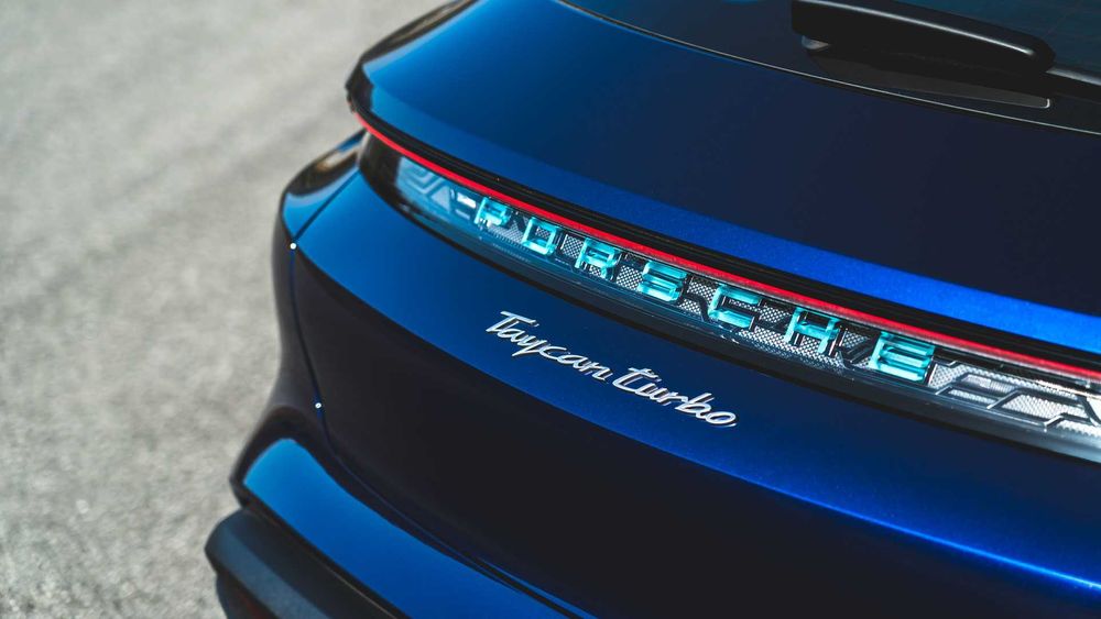Porsche Taycan Cross Turismo Image Listing 10