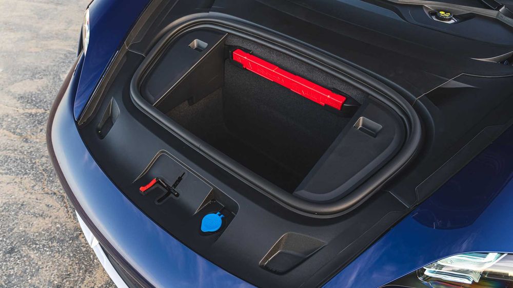 Porsche Taycan Cross Turismo Image Listing 11