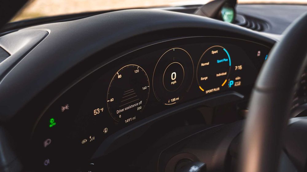 Porsche Taycan Cross Turismo Image Listing 16