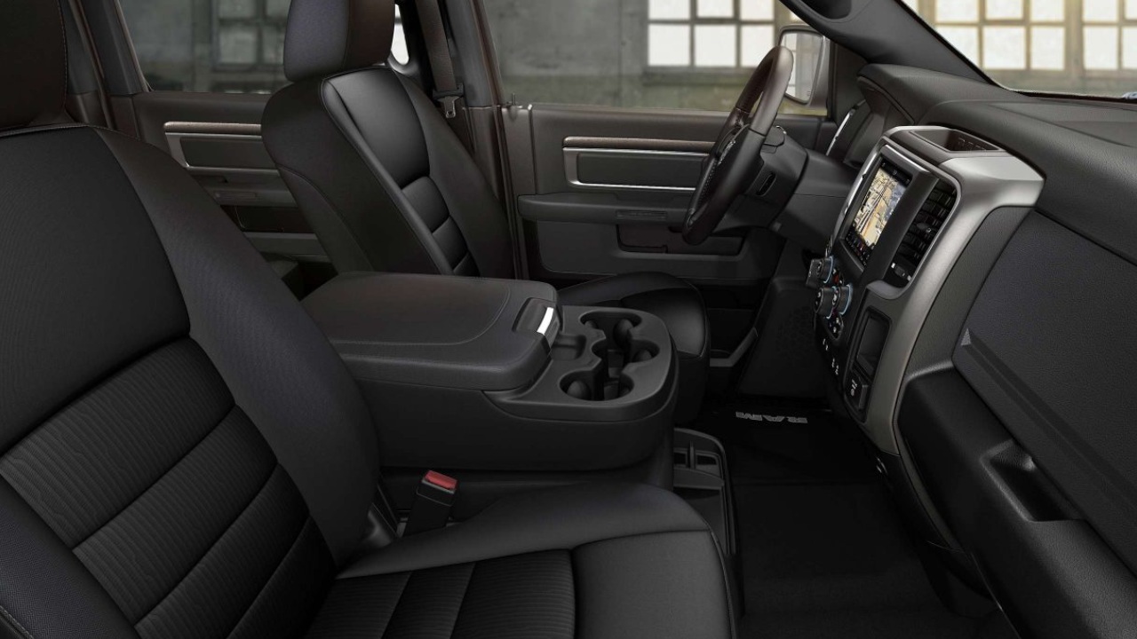 RAM 1500 Classic Image Listing 4