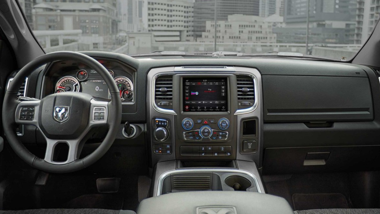 RAM 1500 Classic Image Listing 5